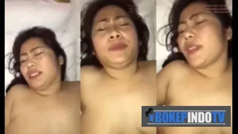 Bokep Indo Budhe Menjerit Kesakitan Digenjot Ponakan Mesum