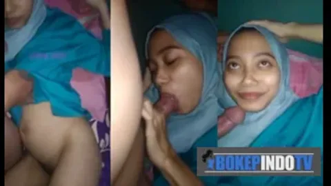 Bokep Indo Ukhti Cantik Ngangkang Demi Uang Sampingan