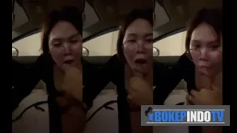 Bokep Indo Abg Kacamata Mesum Dimobil Crott Dimulut